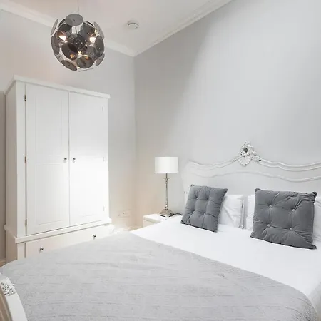 Penthousestays Notting Hill - Spacious 3 Bedroom King Bed Apartment - Near Portobello Road & Kensington High Street Londen Buitenkant foto